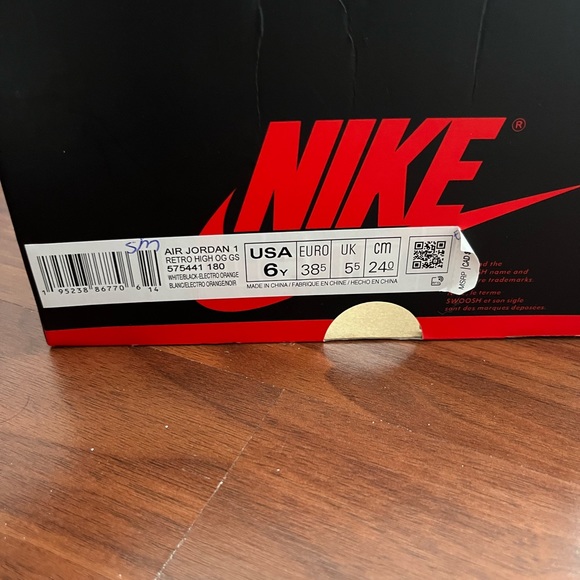 air jordan 1 retro high og gs electro orange - Picture 5 of 6